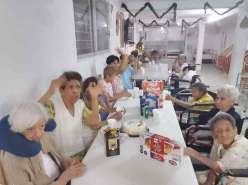María murió en el asilo Cogra Veracruz esperando la visita de sus 4 hijos