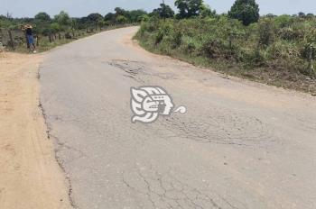 Inicia rehabilitación del tramo carretero Ixhuatlán-Coyolar

