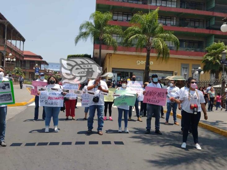 En Orizaba, periodistas exigen seguridad y un alto a hostigamientos