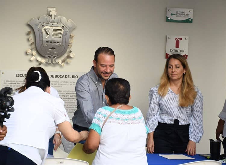 Mujeres emprendedoras de Boca del Río, pueden integrarse al Mercadito: alcalde