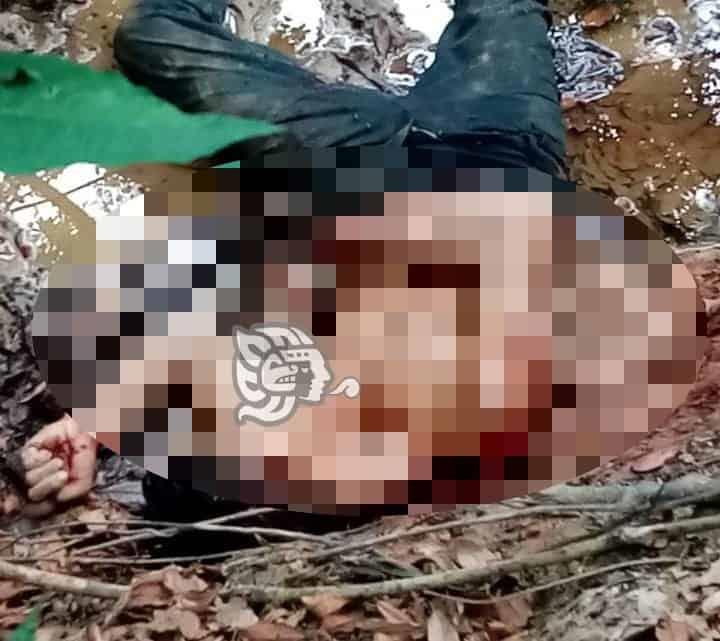 A machetezos asesinan a padre e hijo en zona rural de Las Choapas