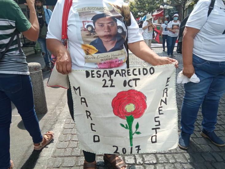 Madres veracruzanas de desaparecidos no celebran, buscan y marchan en Xalapa