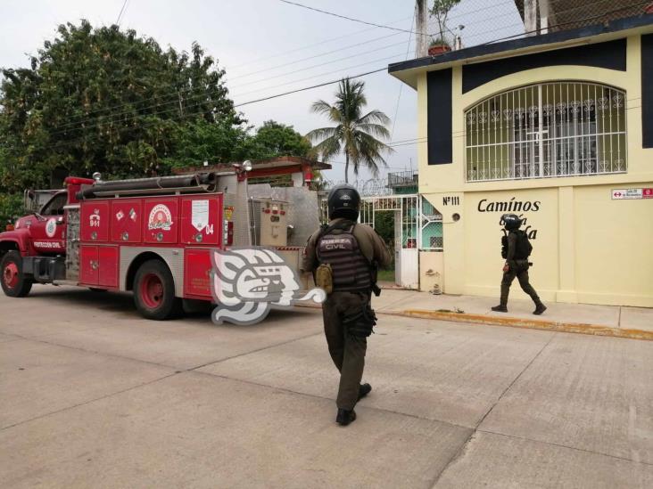 Veladora provoca conato de incendio en vivienda de Acayucan