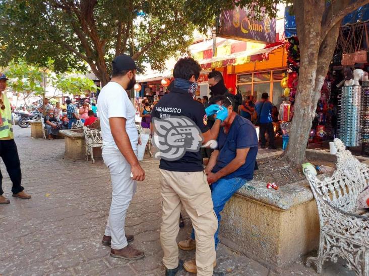 Golpean y despojan de sus pertenencias a comerciante en Acayucan