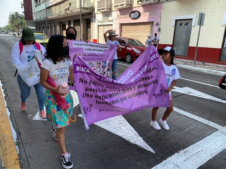 Madres de desaparecidos marchan en calles de Veracruz