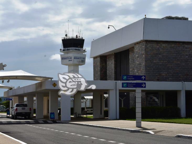 Aeropuerto de Minatitlán reactiva vuelo suspendido por pandemia