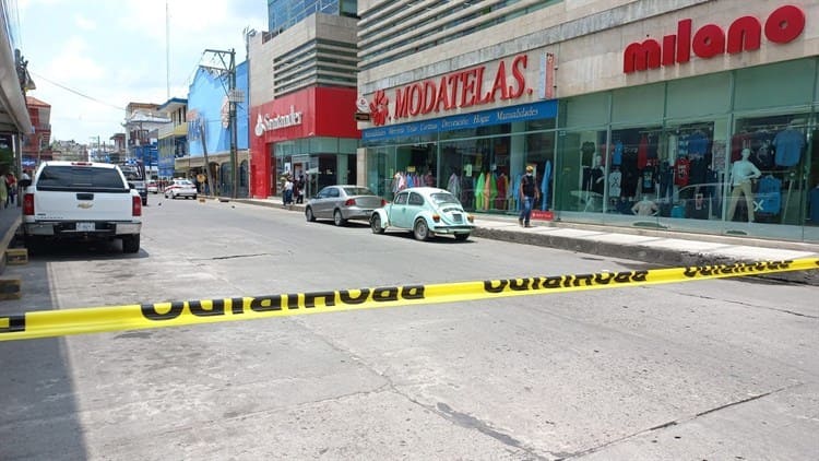 Agreden a balazo a hombre en sucursal bancaria de Martínez de la Torre