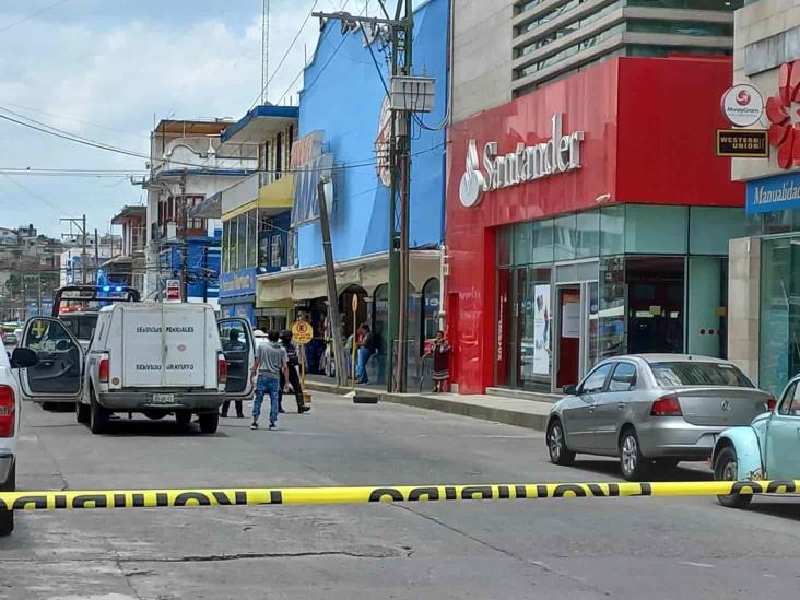 Agreden a balazo a hombre en sucursal bancaria de Martínez de la Torre