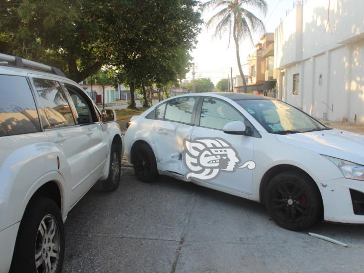 Dos lesionados deja accidente en el centro de Coatza