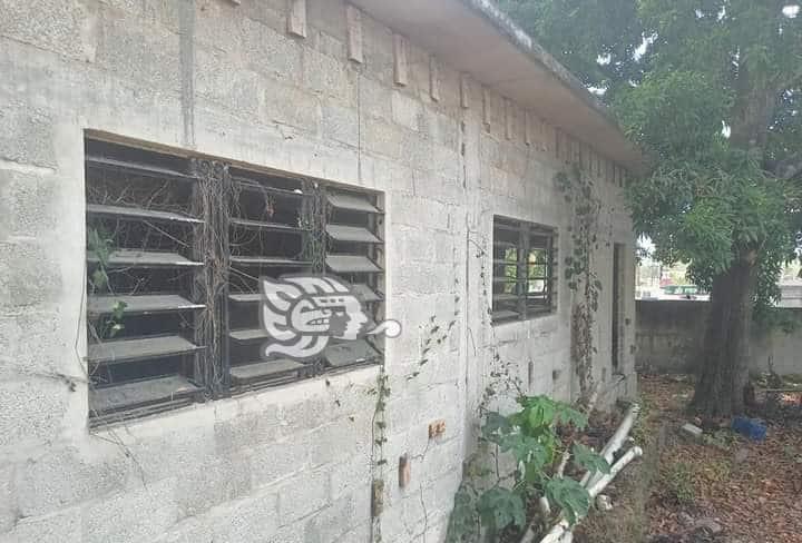 Banda de ‘El Mudo’ invade casa abandonada en Las Choapas