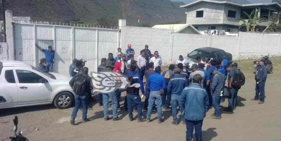 Trabajadores de gasera en Nogales protestan por bajo pago de reparto de utilidades