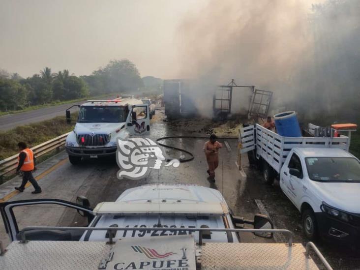 Dos choques sobre la autopista entre Acayucan y Minatitlán