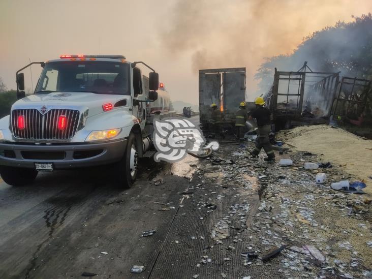 Dos choques sobre la autopista entre Acayucan y Minatitlán