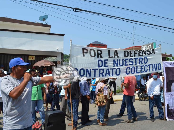 Sindicalizados acusan despidos injustificados en Coatzintla