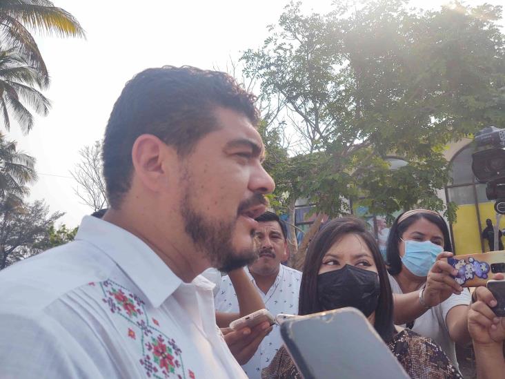 Llega secretario de la SEV a reapertura del Aquarium de Veracruz