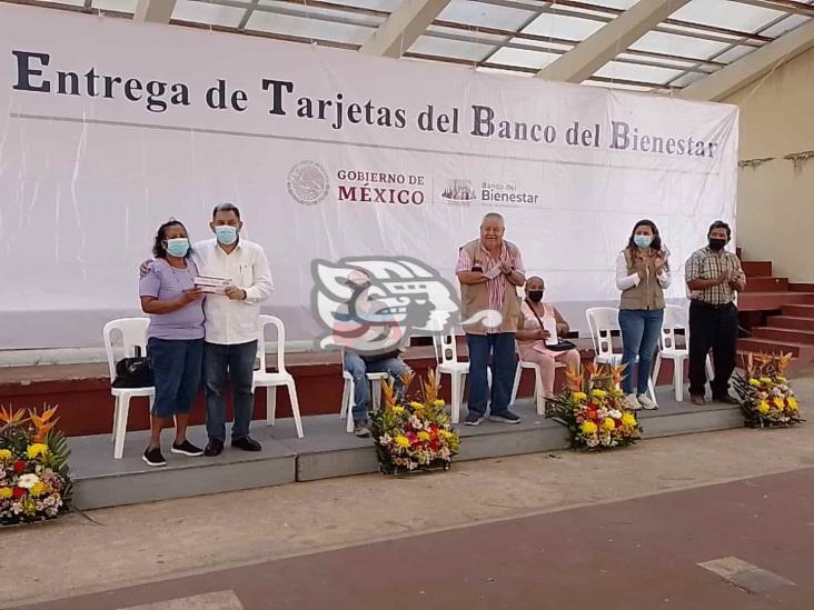 Se suman casi 5 mil adultos mayores de Coatza a pensiones del Bienestar