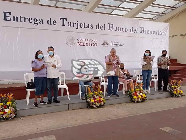 Se suman casi 5 mil adultos mayores de Coatza a pensiones del Bienestar