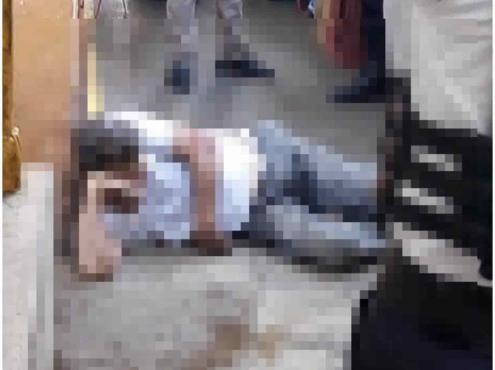 Hallan muerto a hombre en el interior del mercado Miguel Rebolledo de Coatepec