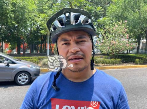 Ciclistas de Xalapa urgen condiciones para desplazarse de manera segura