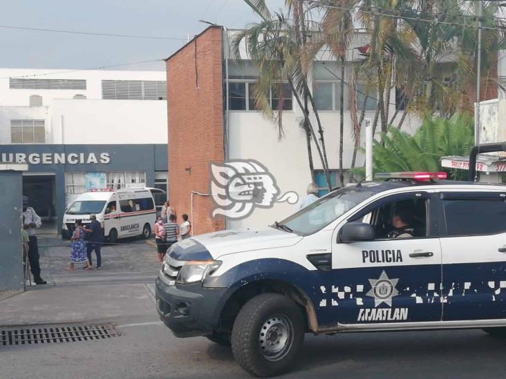 Pierde la vida motociclista agredido en carretera de Amatlán