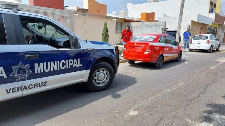 Detienen a asaltantes de tienda de abarrotes en la avenida Miguel Alemán en Veracruz