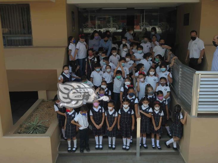 Estudiantes del Colegio Hill visitaron el Corporativo Imagen del Golfo