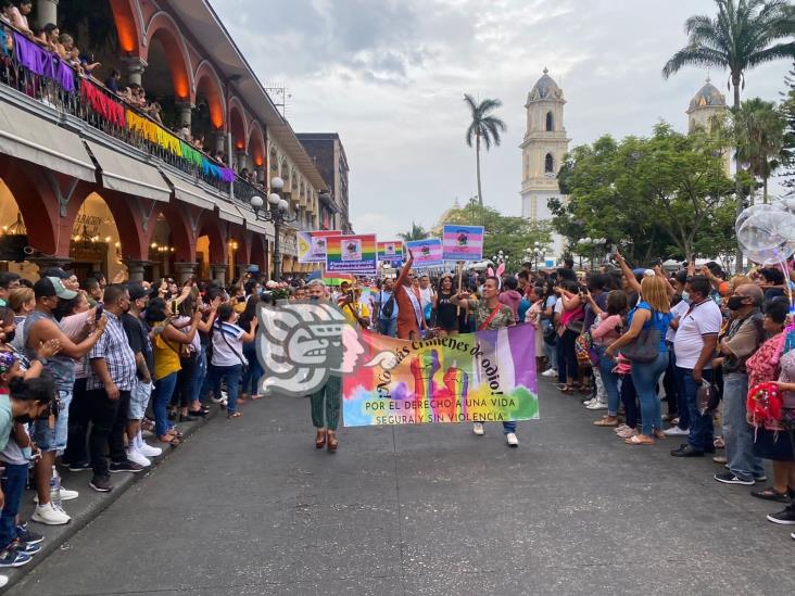 Realizan Marcha del Orgullo Gay en Córdoba; exigen matrimonio igualitario