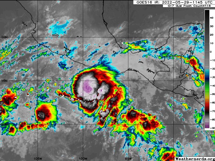 “Agatha” es huracán categoría 1 en México ¿Podría afectar a Veracruz? Esto te decimos