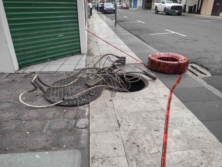 Reportan robo de cableado en calles del centro de Veracruz