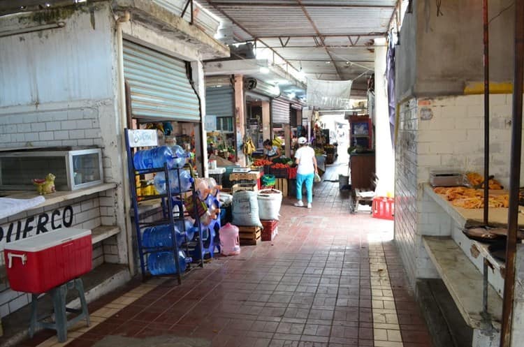 Mercado Polvorín en Veracruz entre locales vacíos y el olvido de las autoridades