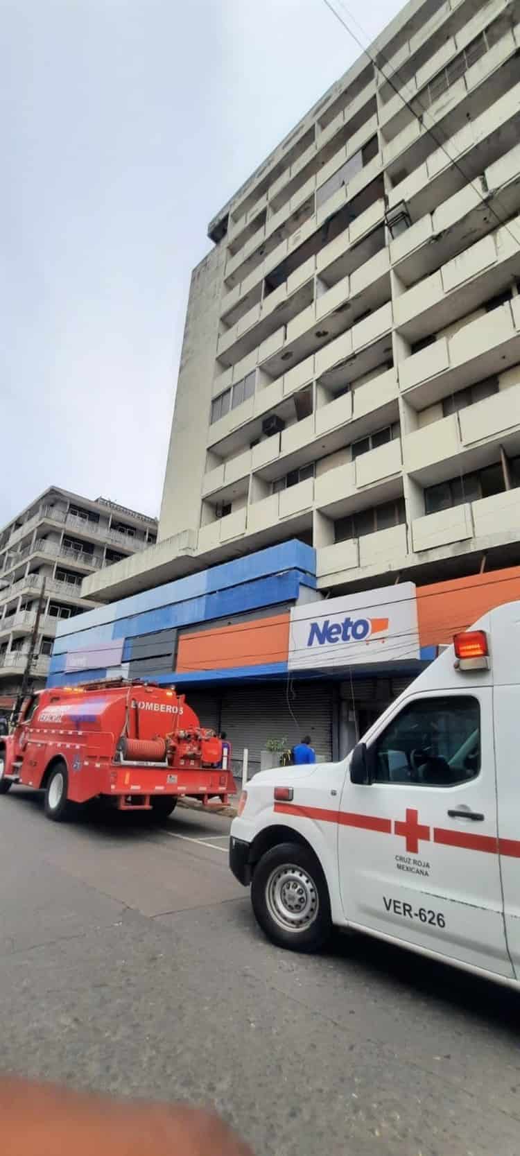 Se registró conato de incendio en edificio ubicado en el Centro Histórico de Veracruz