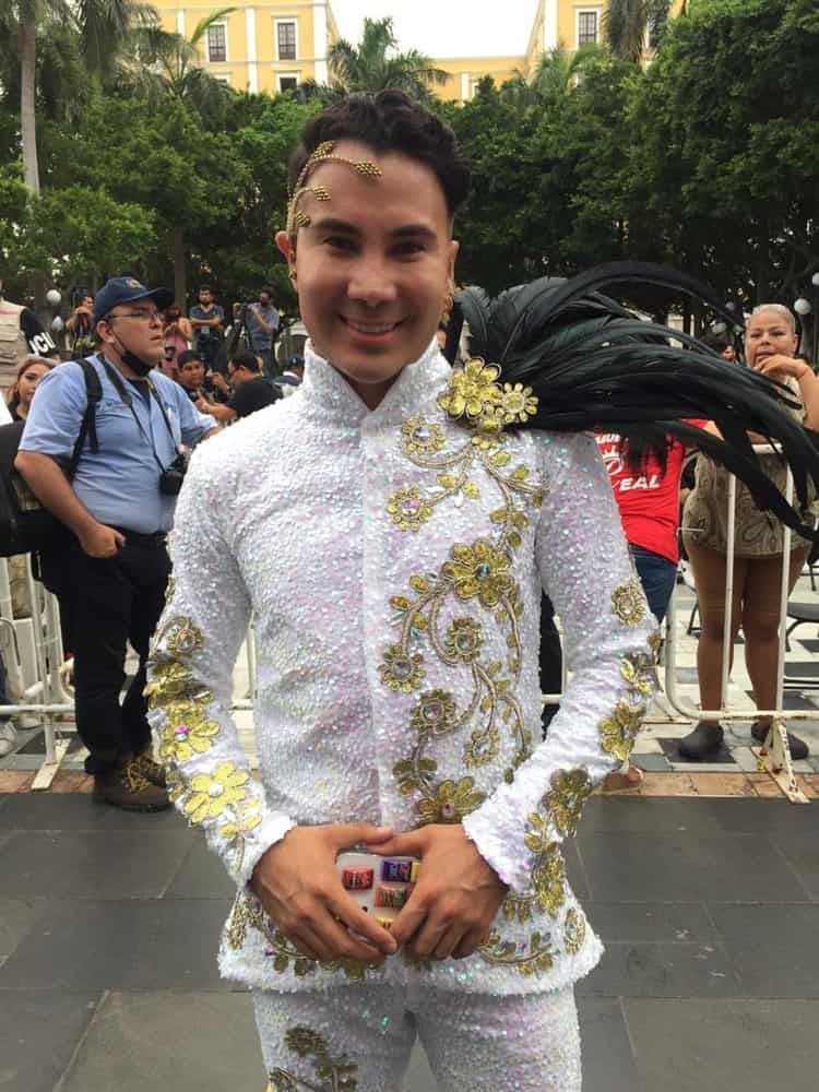 Brian Villegas “Paponas” se corona como el rey del Carnaval de Veracruz 2022