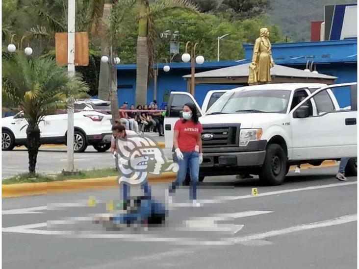 A balazos, asesinan a motociclista en boulevard Juárez de Nogales