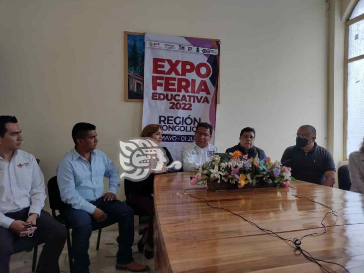 Tecnológico realiza la primera Expoferia Educativa en Zongolica