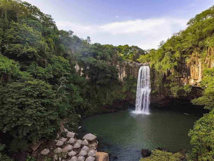 Cascada de San Pedro Soteapan; un tesoro en el Sur de Veracruz