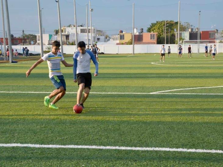 Crearán escuela municipal de fútbol en 5 municipios en Veracruz