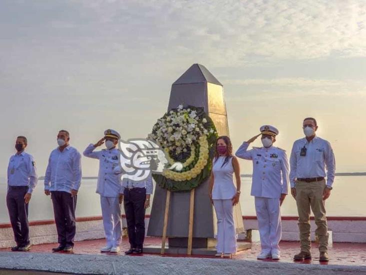 Conmemoran el 80 aniversario del Día de la Marina en Coatzacoalcos