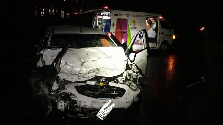 Elementos de la Marina provocan accidente en la carretera federal Alvarado - Veracruz