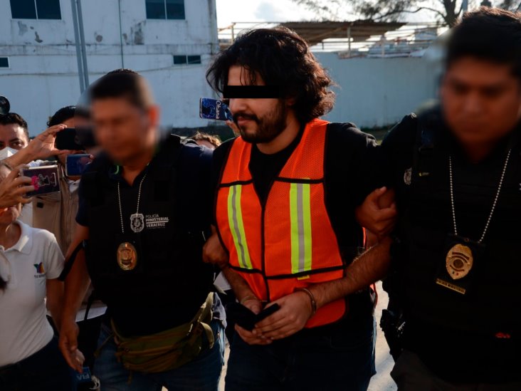 Marlon “N” ingresa a Fiscalía Regional en Veracruz tras detención por caso Bendimes