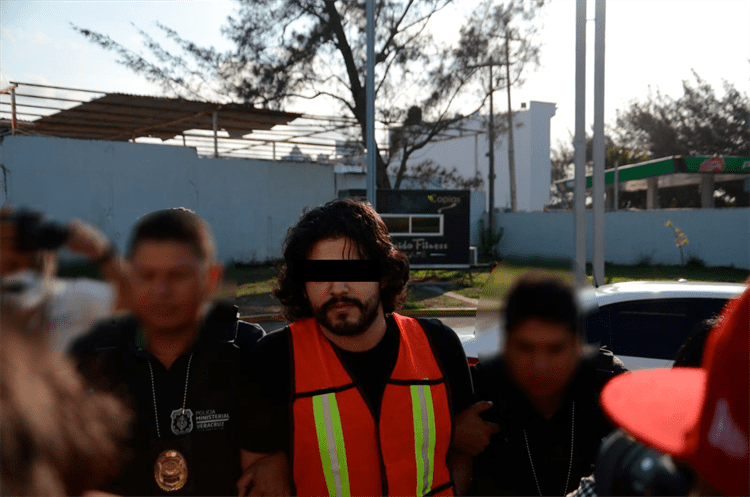 Marlon “N” ingresa a Fiscalía Regional en Veracruz tras detención por caso Bendimes