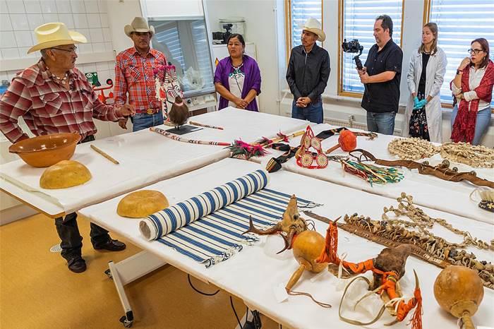 Suecia devolverá objetos rituales de la cultura yaqui a México