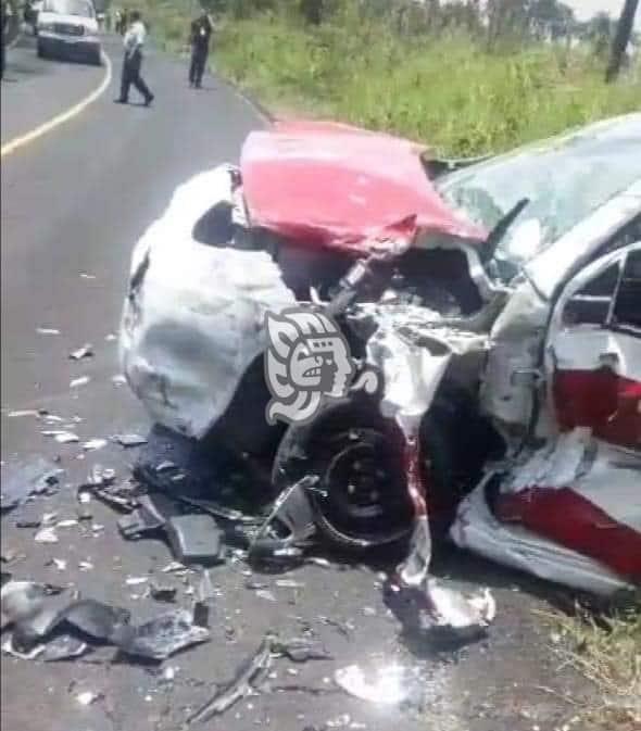 Tres heridos tras choque en la Huatusco-Totutla