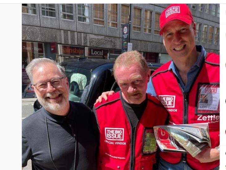 Captan al príncipe Guillermo vendiendo periódicos en calles de Londres