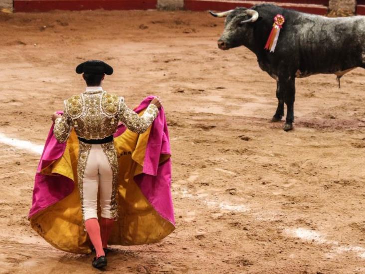 Por tiempo indefinido prohíben corridas de toros en la Plaza México