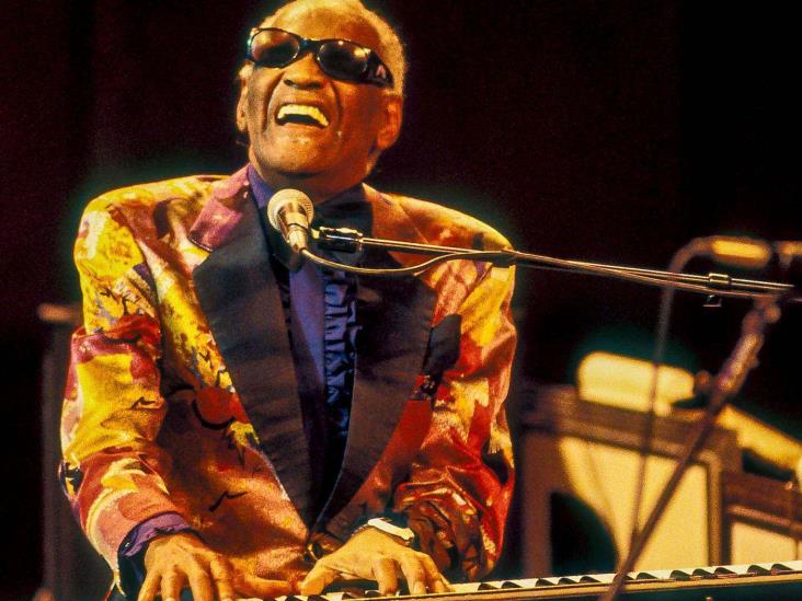 Un día como hoy, hace 18 años murió Ray Charles