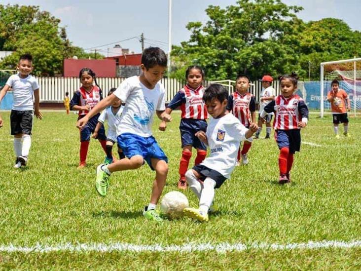 Gran ambiente en las canchas con la “Copa de Futbol 500 Años”