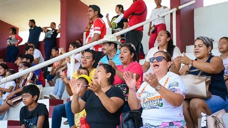 Gran ambiente en las canchas con la “Copa de Futbol 500 Años”