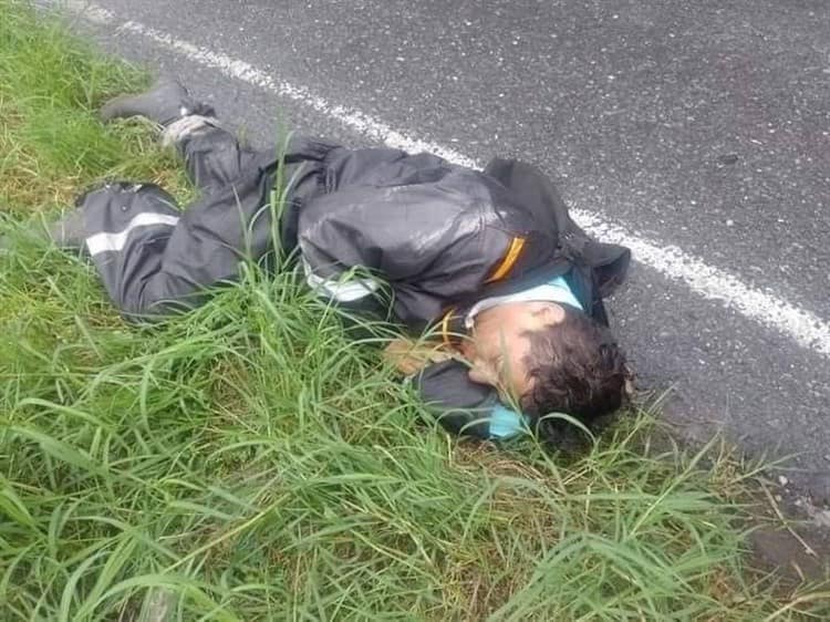 Muere motociclista tras chocar con automóvil sobre la carretera a Ixtaczoquitlán