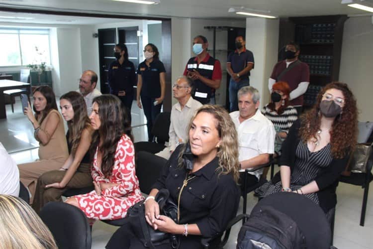 Entregan a José Pablo Robles Martínez el Premio Nacional de Periodismo (+video)