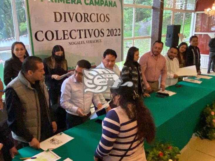 Tras campaña de divorcios colectivos, 36 parejas quedan legalmente separadas